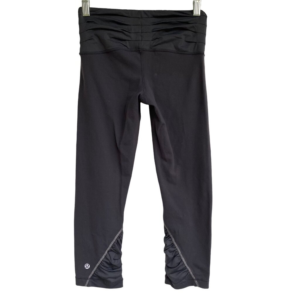 Lululemon Embrace Crop Capri Legging Womens size 4 Gray Ruched Pin Tuck Athletic - Picture 9 of 10